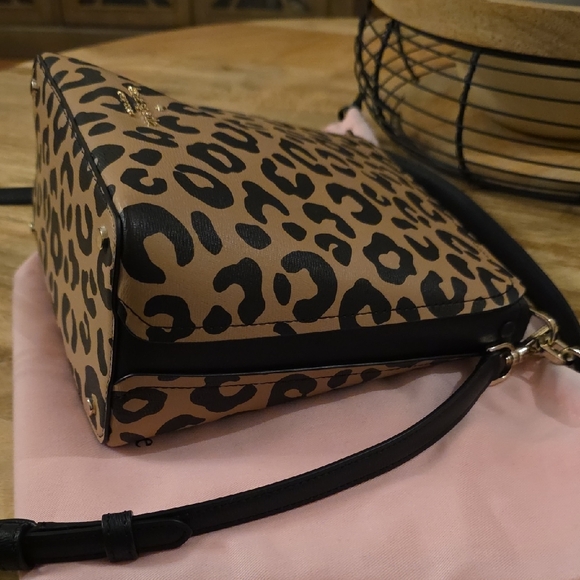 Kate Spade Darcy Tan and Black Leopard Bucket Crossbody Bag - Picture 6 of 9